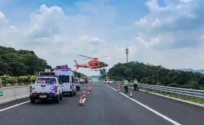 汨罗高速公路汽车救援案例